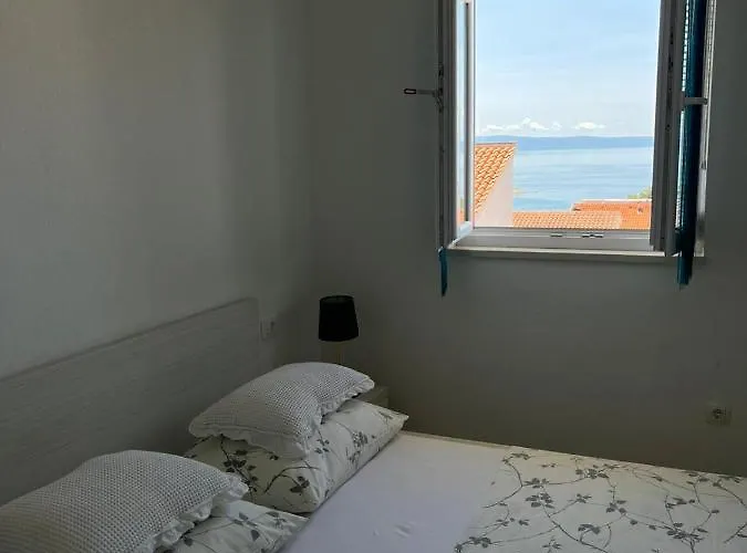 Nova With Pool Apartment Makarska