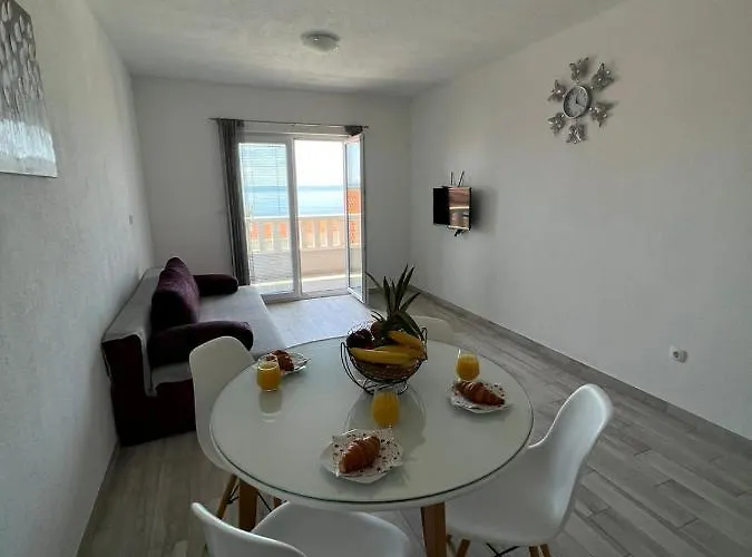 Nova With Pool Apartment *