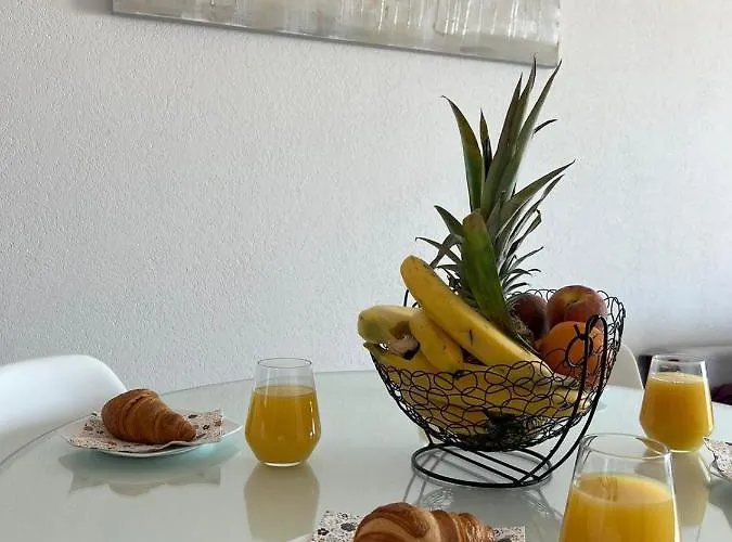 Nova With Pool Apartament